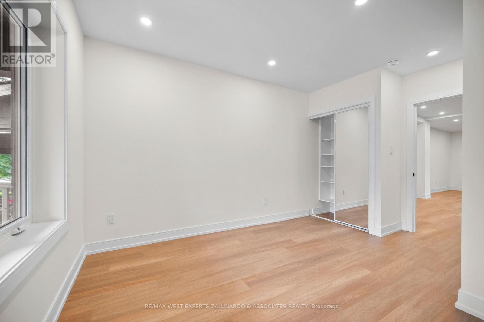 2 - 412 Glenholme Avenue Property Photo 14