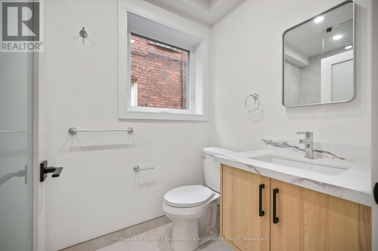 2 - 412 Glenholme Avenue Property Photo 15
