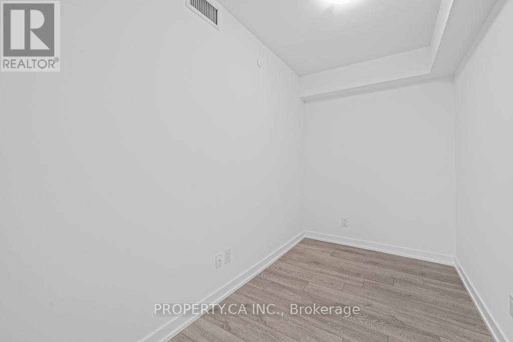 2911 - 159 Wellesley Street E Property Photo 7