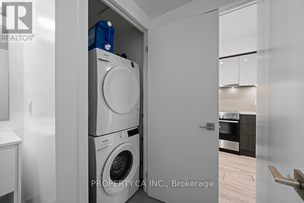 2911 - 159 Wellesley Street E Property Photo 14