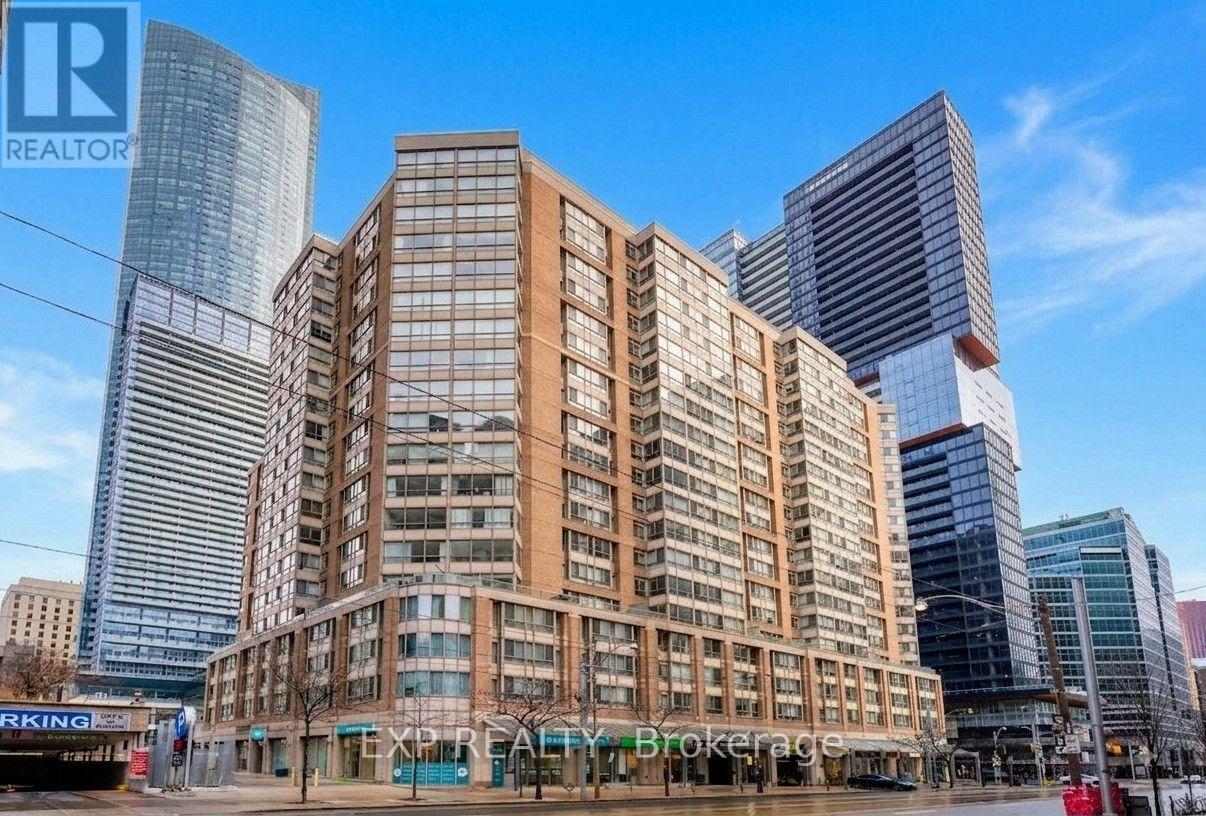 1421 - 711 BAY STREET