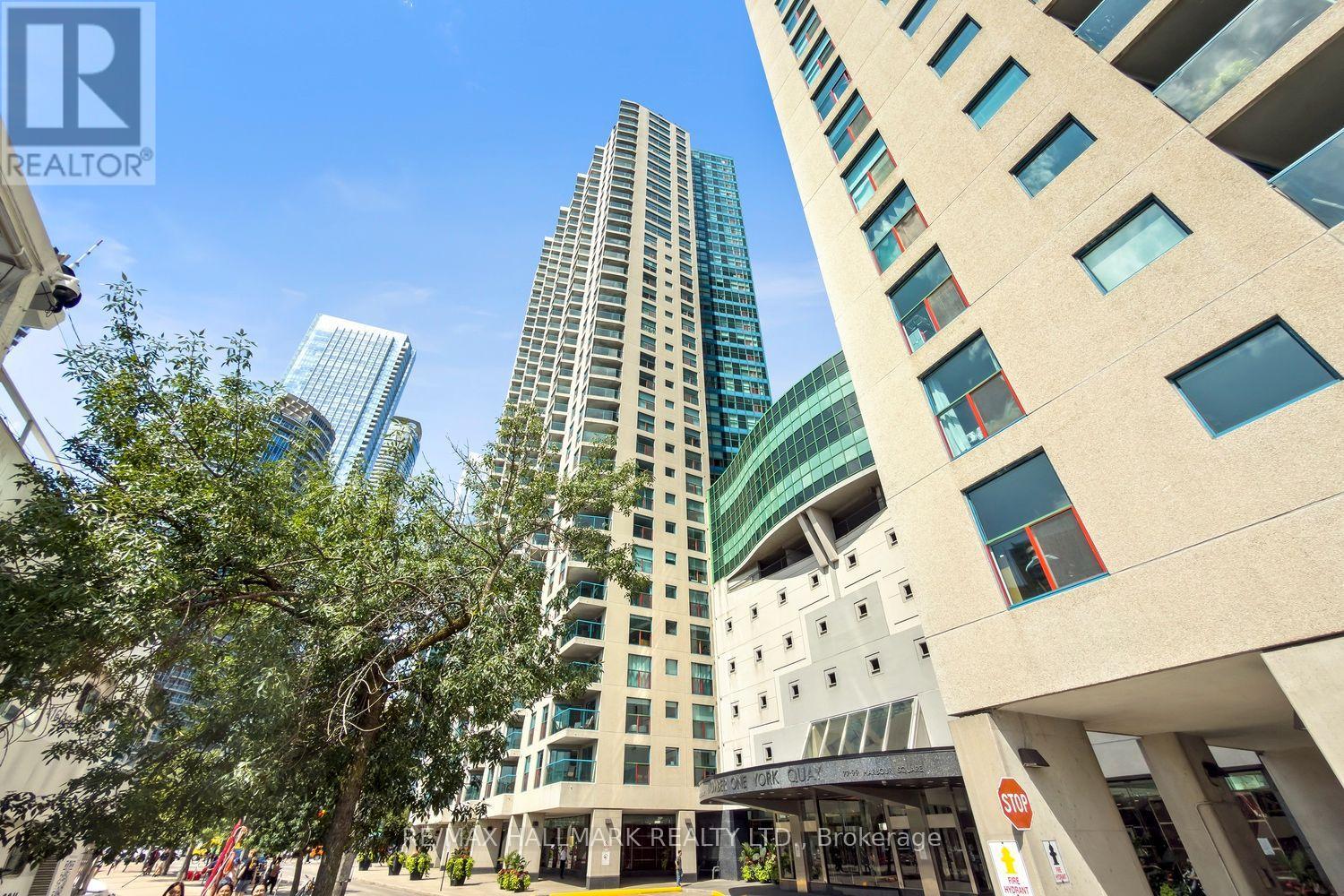 504 - 77 Harbour Square Property Photo 1