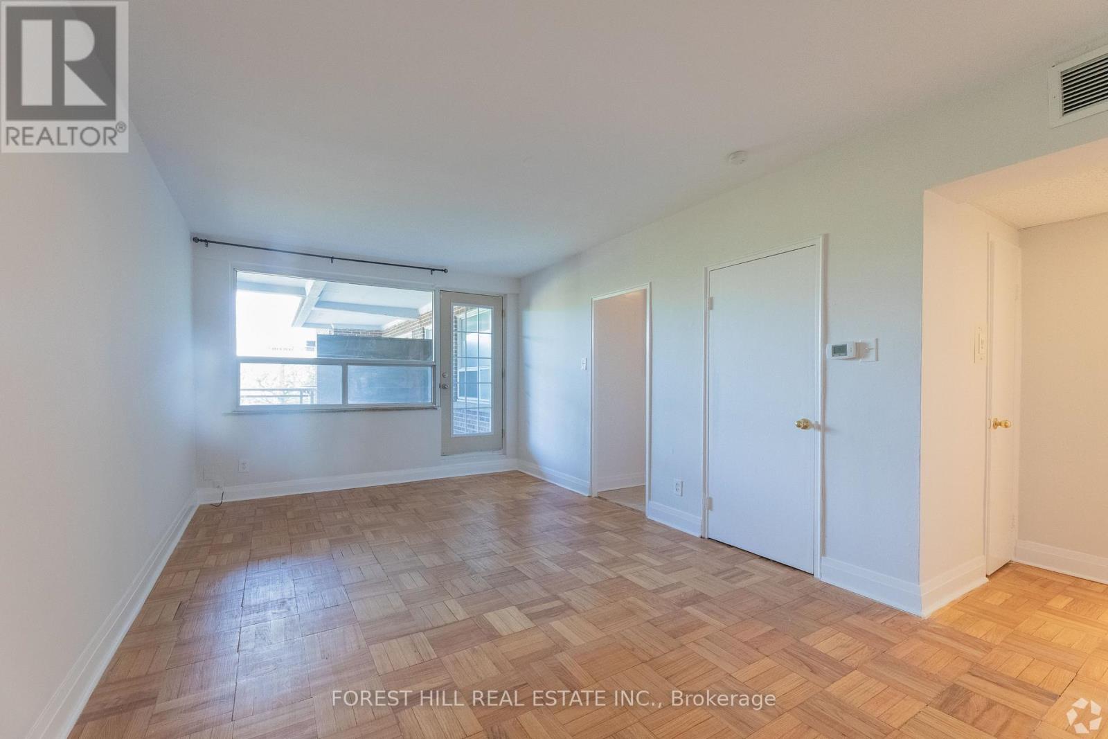 507 - 291 Avenue Road Property Photo 6