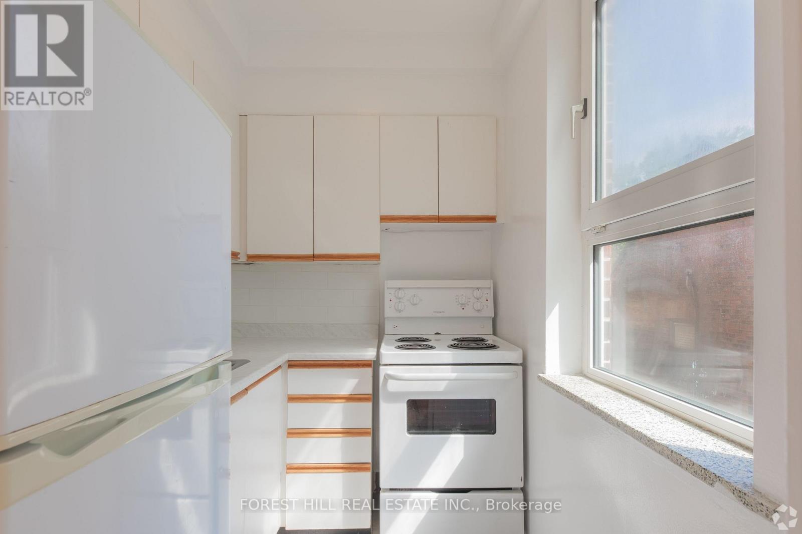507 - 291 Avenue Road Property Photo 10