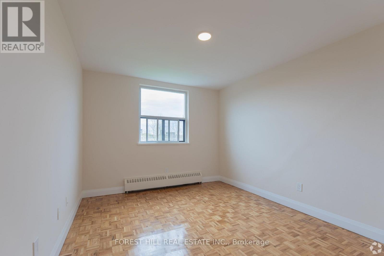 301 - 32 Clayland Drive Property Photo 7