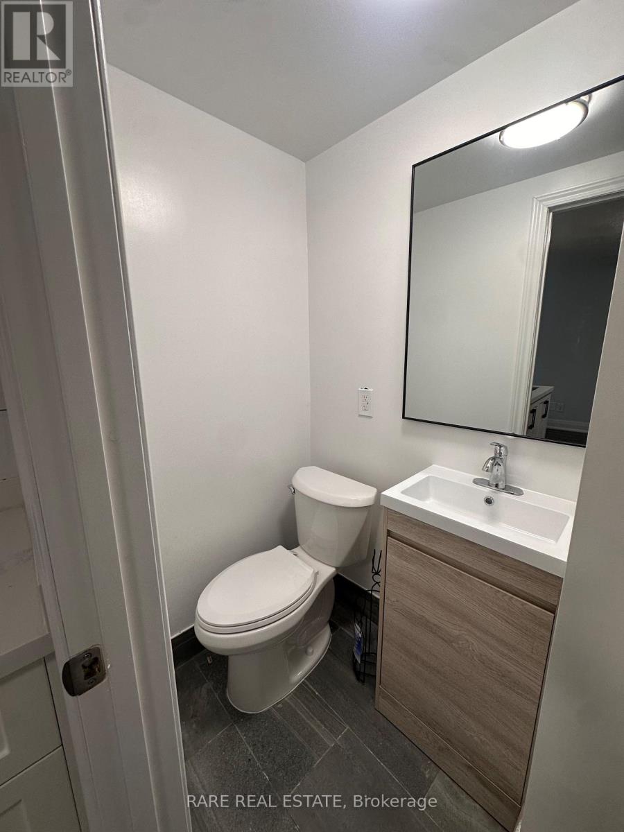 6 - 130 Macpherson Avenue Property Photo 2