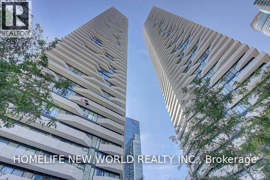 3005 - 100 Harbour Street Property Photo 1