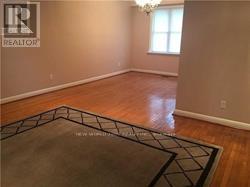 393 Hounslow Avenue Property Photo 7