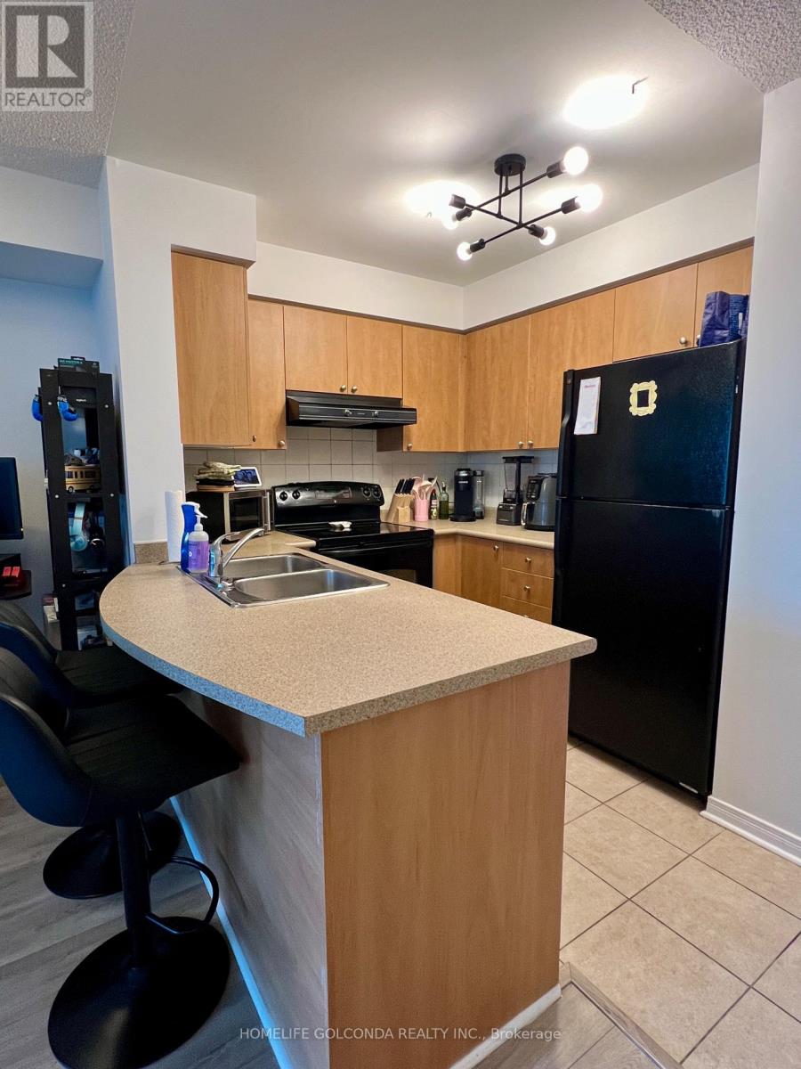 506 - 5508 Yonge Street Property Photo 1