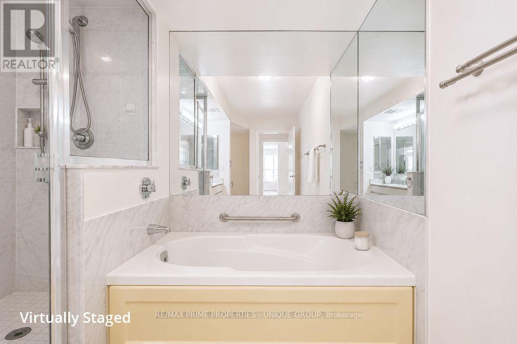 1408 - 10 Torresdale Avenue Property Photo 14