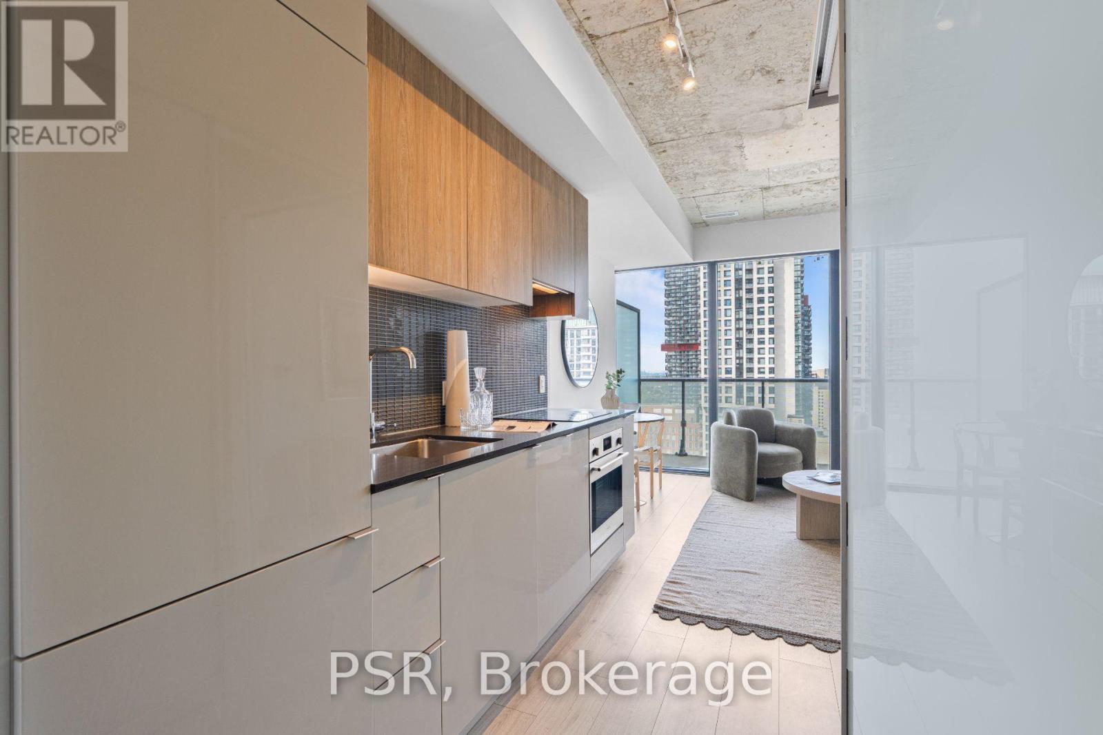 2601 - 161 Roehampton Avenue Property Photo 11