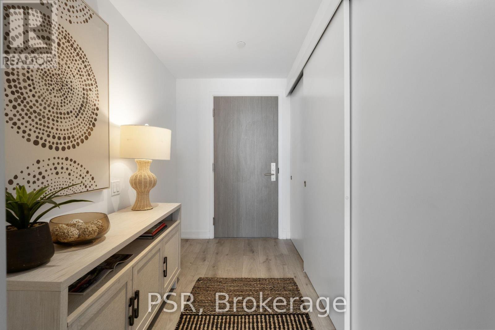 2601 - 161 Roehampton Avenue Property Photo 13
