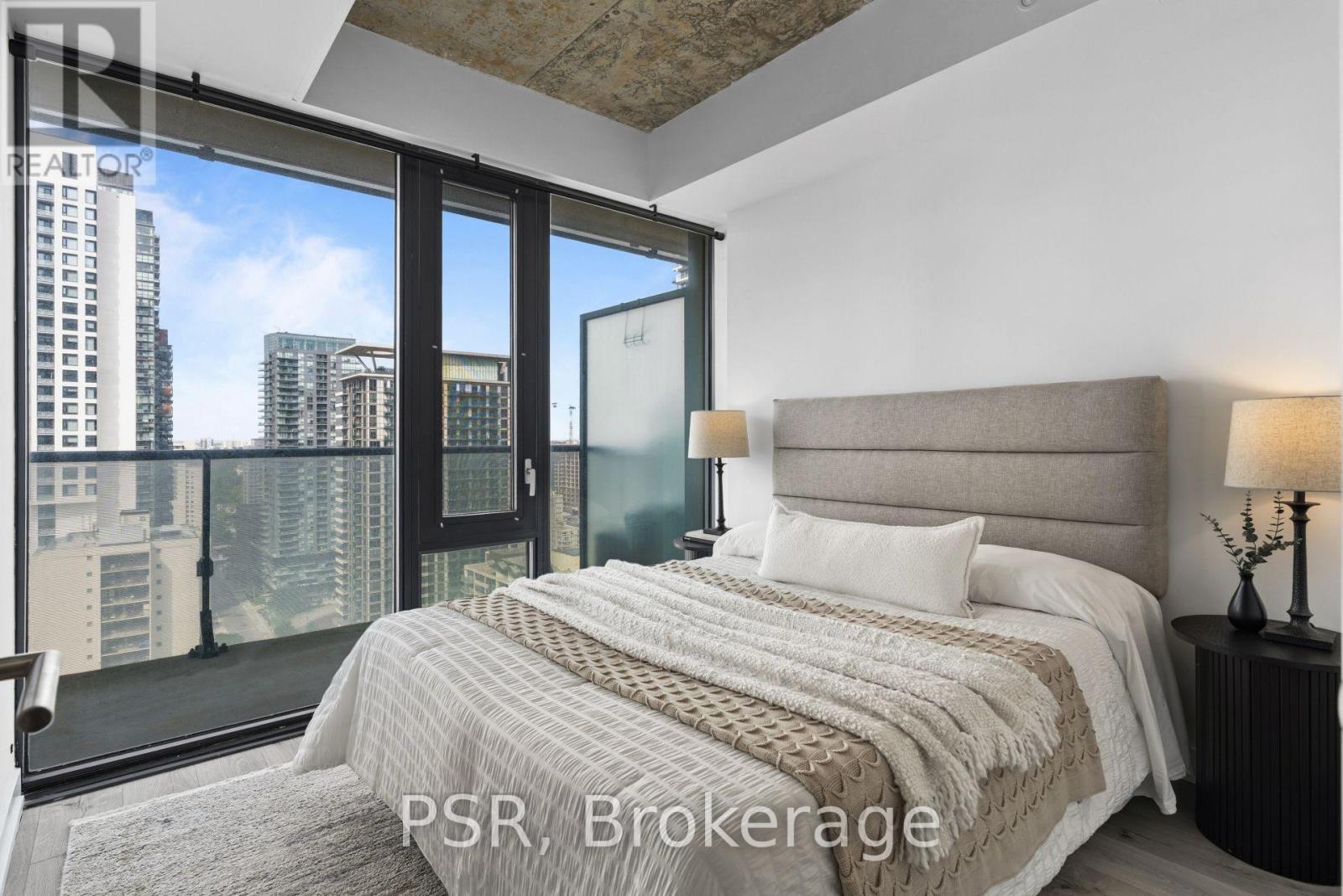 2601 - 161 Roehampton Avenue Property Photo 14