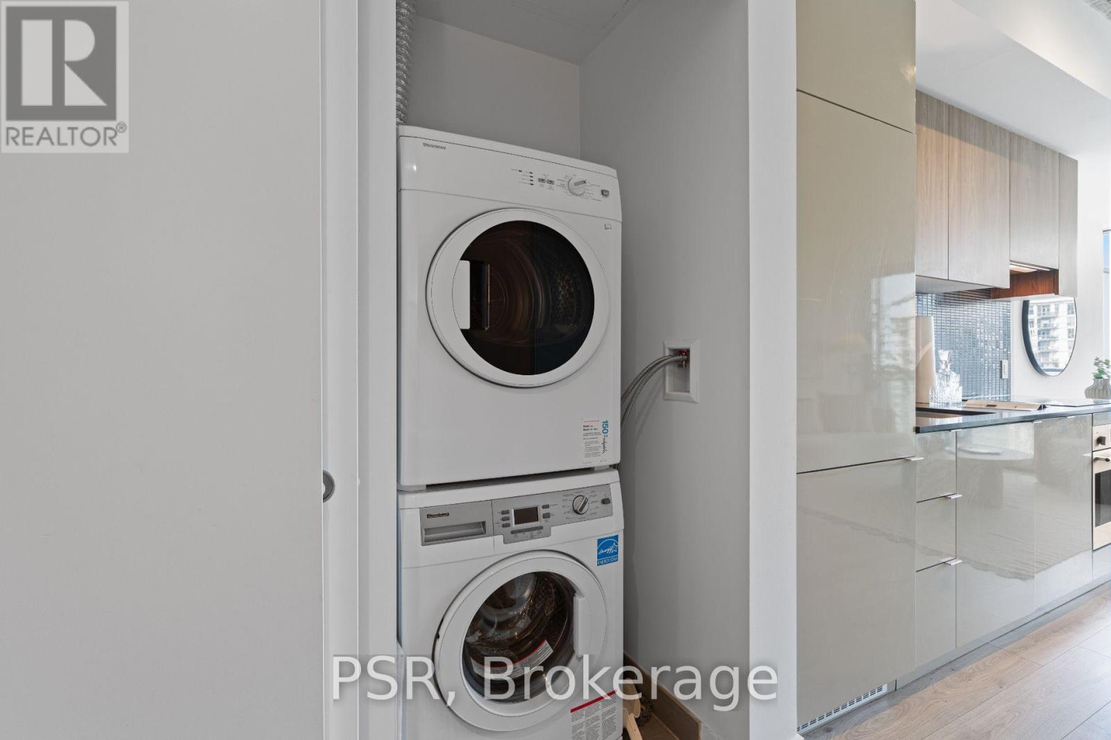 2601 - 161 Roehampton Avenue Property Photo 20