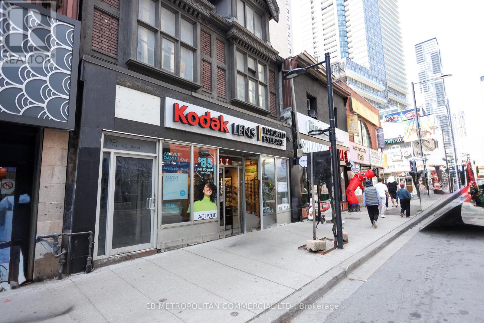 364 YONGE STREET Property Photo 1