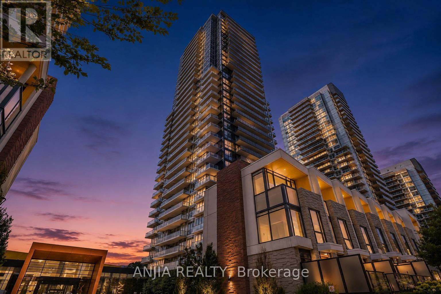 Th607 - 85 Mcmahon Drive Property Photo 1