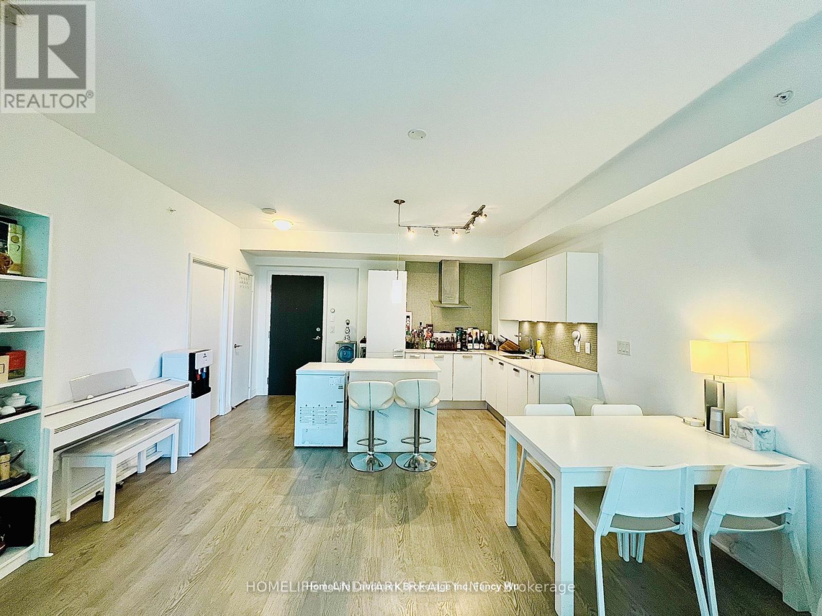 1204 - 9 BOGERT AVENUE Property Photo 1