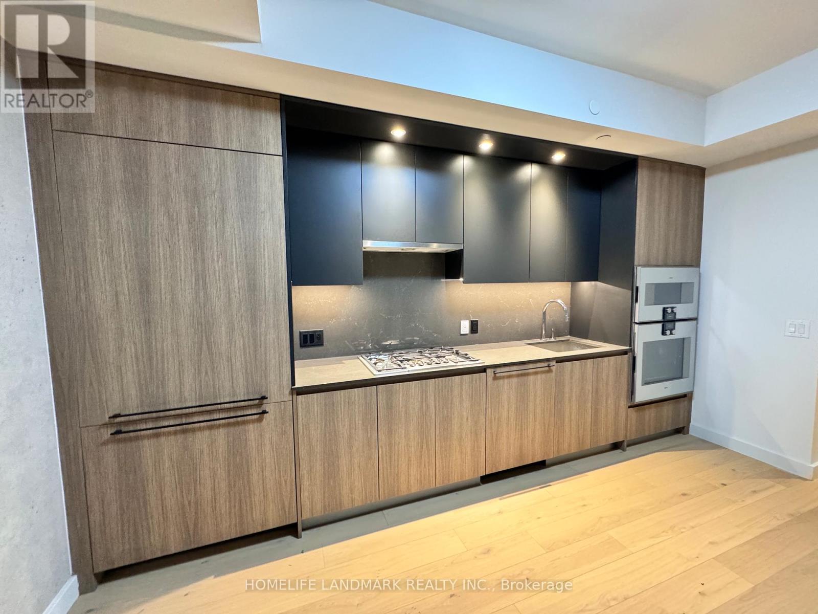 301 - 81 Wellesley Street E Property Photo 1