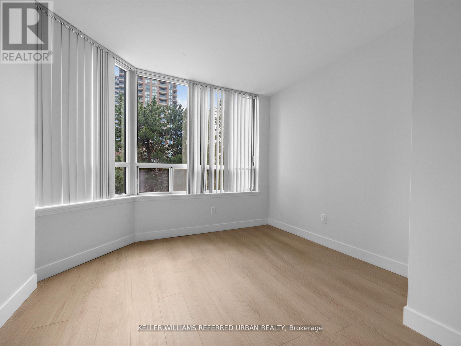 217 - 7 Bishop Avenue Property Photo 12
