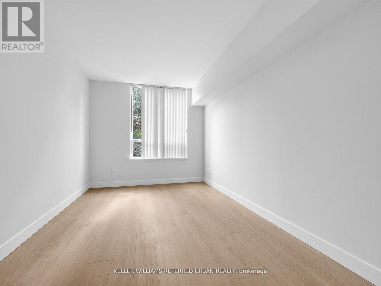 217 - 7 Bishop Avenue Property Photo 17