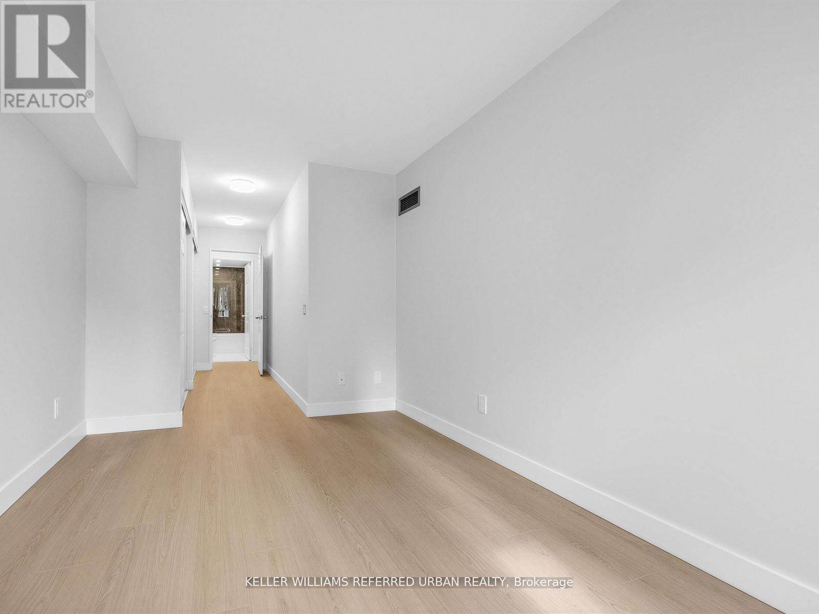 217 - 7 Bishop Avenue Property Photo 18