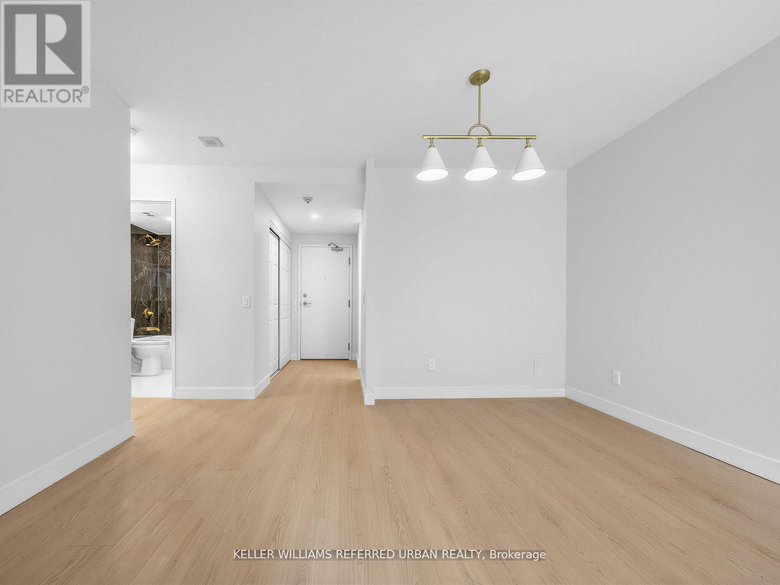 217 - 7 Bishop Avenue Property Photo 20