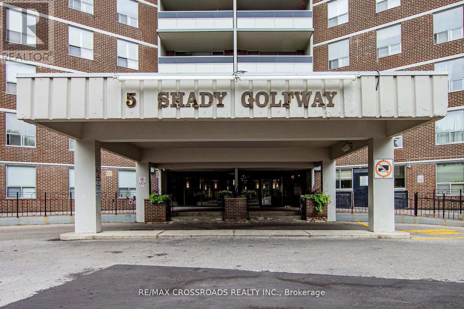 205 - 5 SHADY GOLFWAY