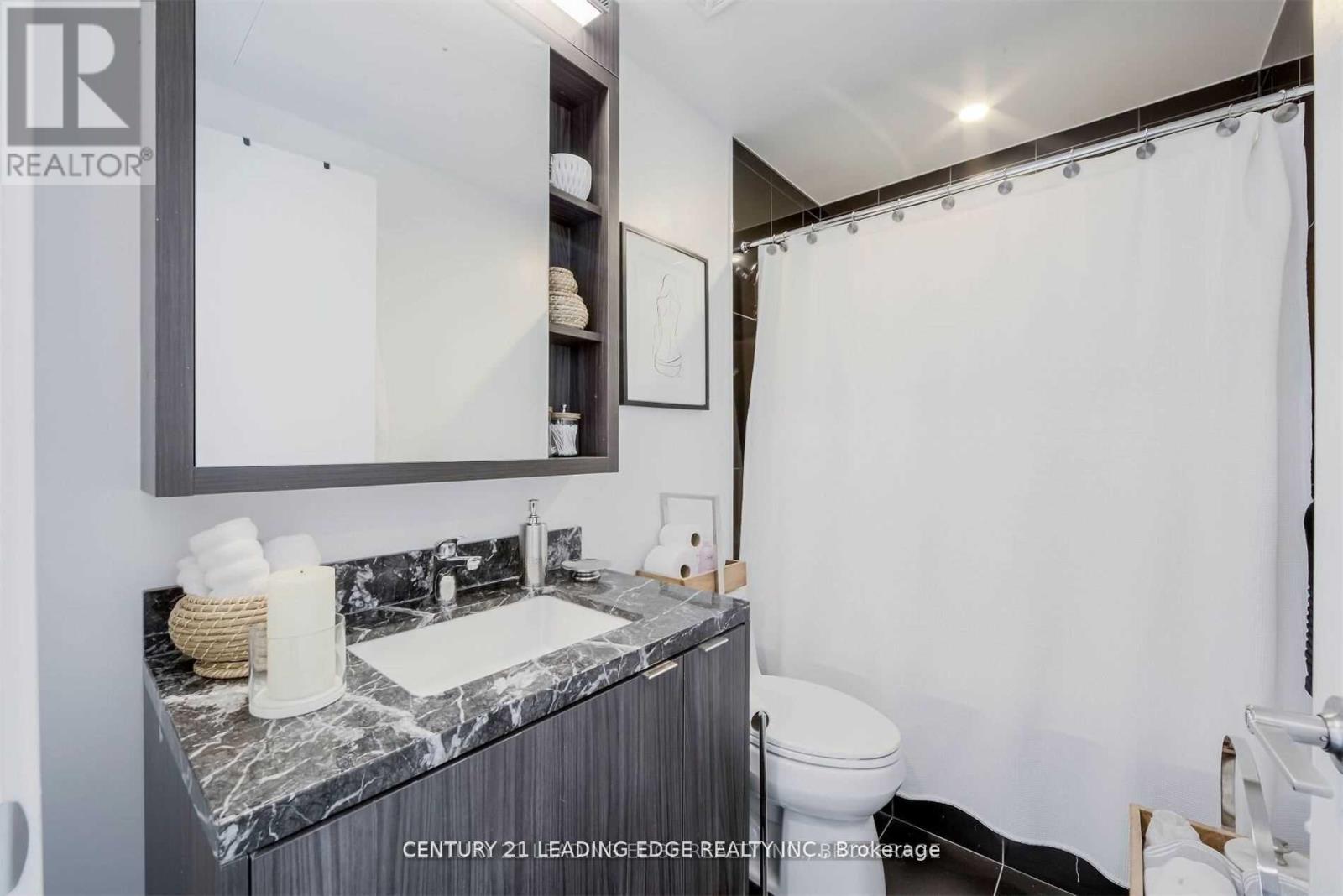 3812 - 115 Blue Jays Way Property Photo 28
