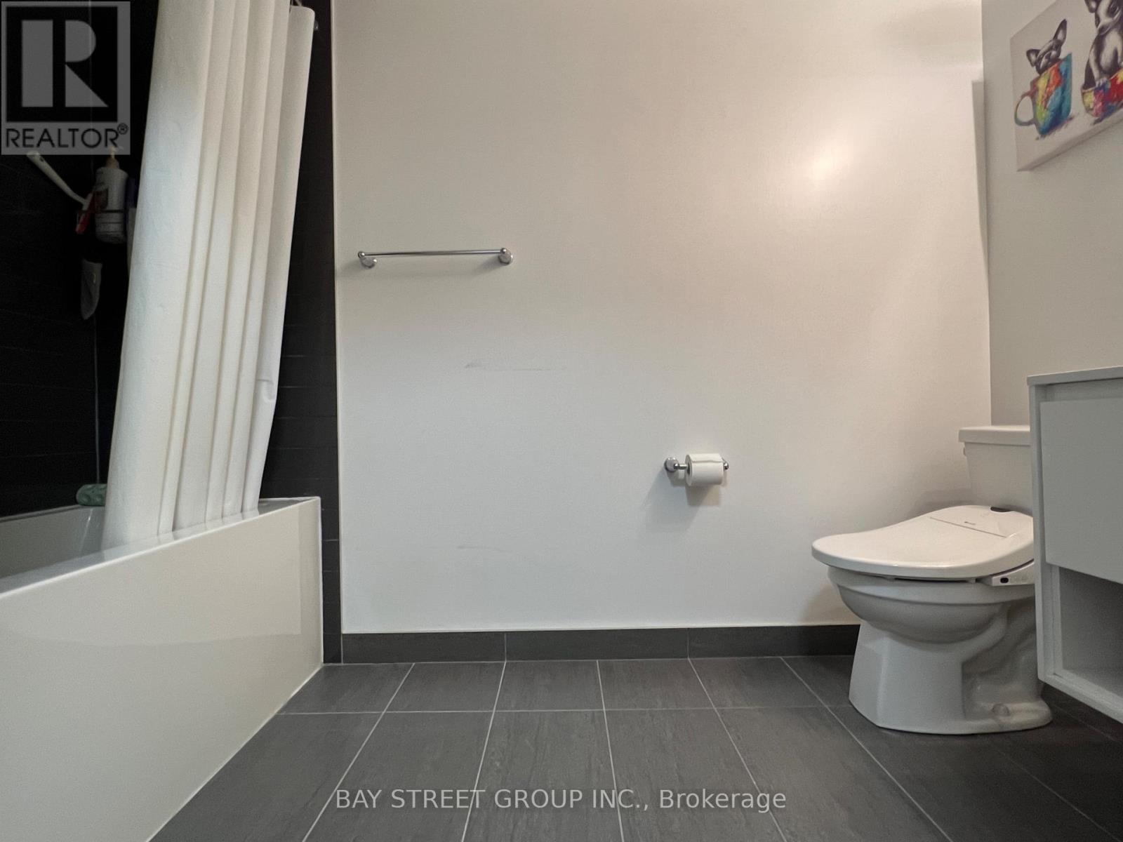 2406 - 159 Wellesley Street E Property Photo 5