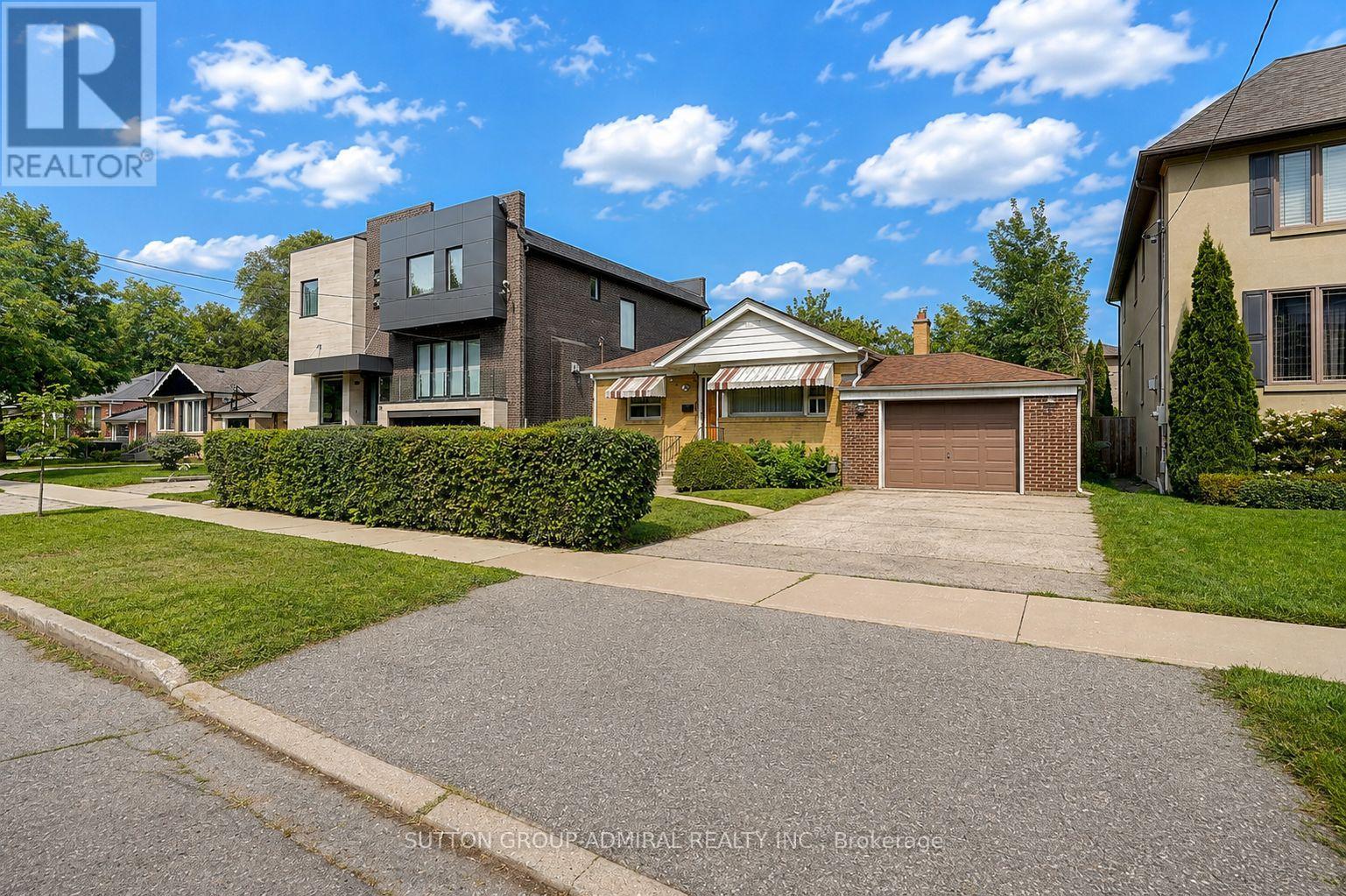78 INVERMAY AVENUE