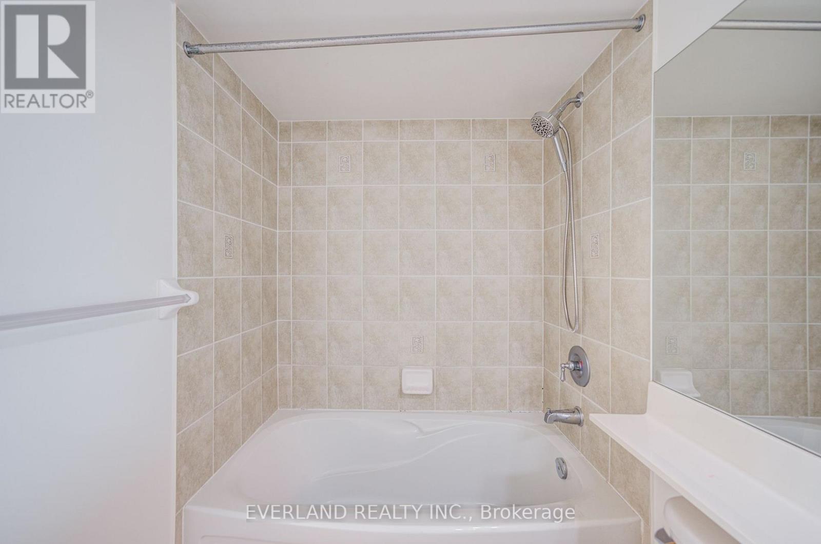 707 - 15 Greenview Avenue Property Photo 30