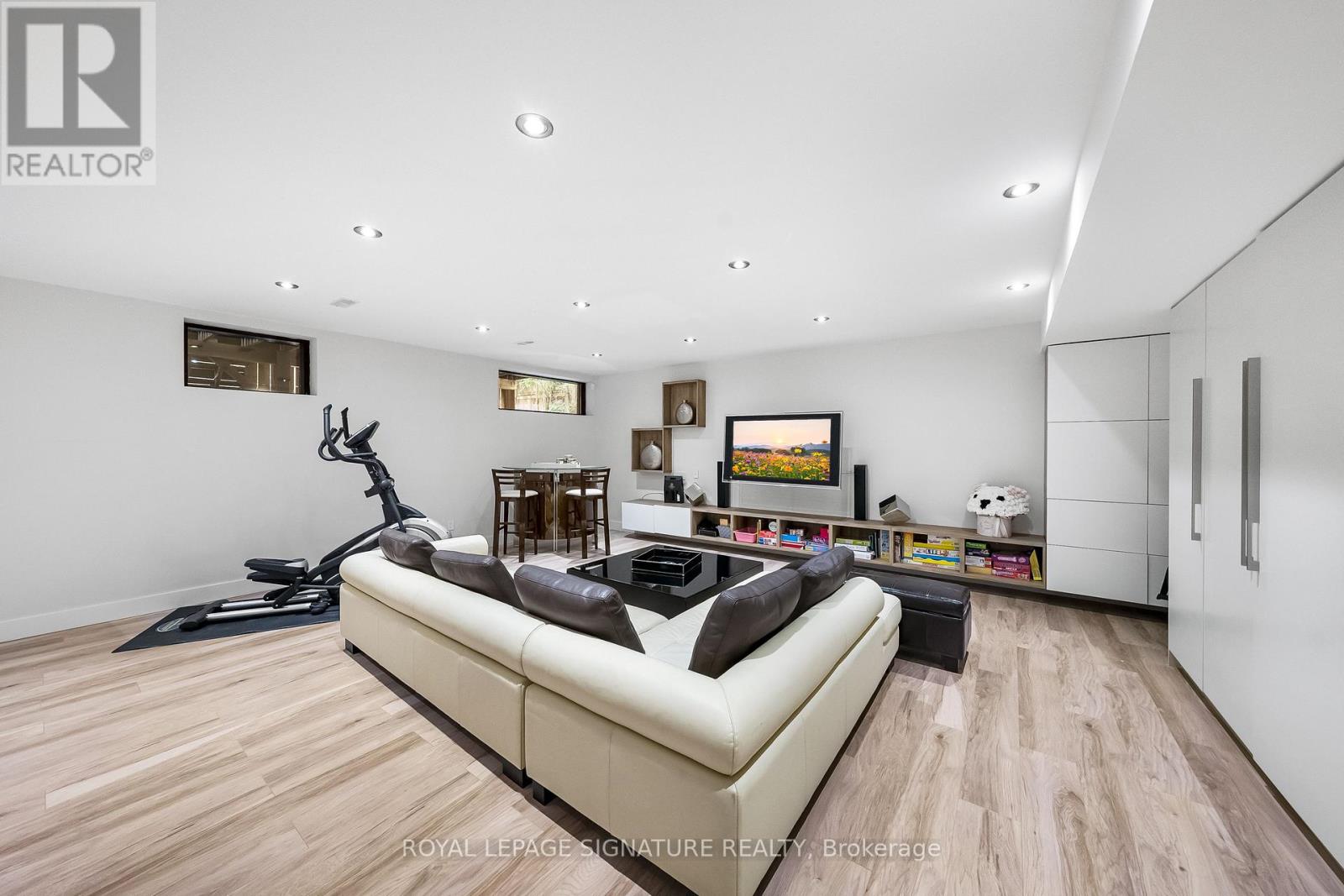 17 Nesbitt Drive Property Photo 31