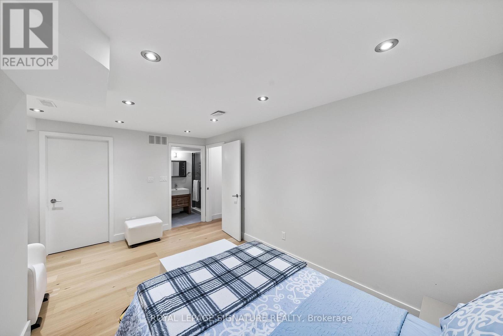 17 Nesbitt Drive Property Photo 33