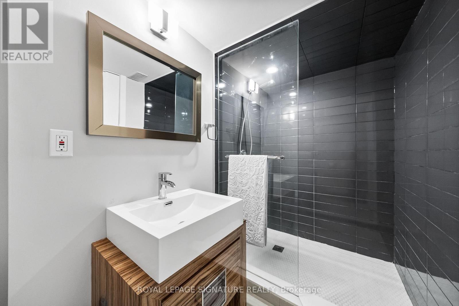 17 Nesbitt Drive Property Photo 35
