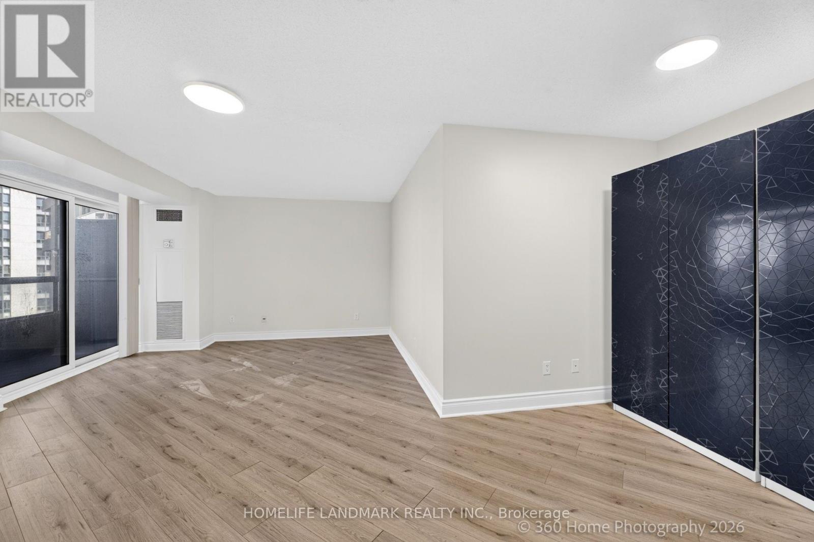 829 - 15 Northtown Way Property Photo 10