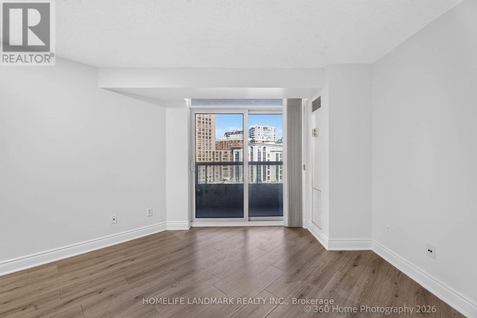 829 - 15 Northtown Way Property Photo 17