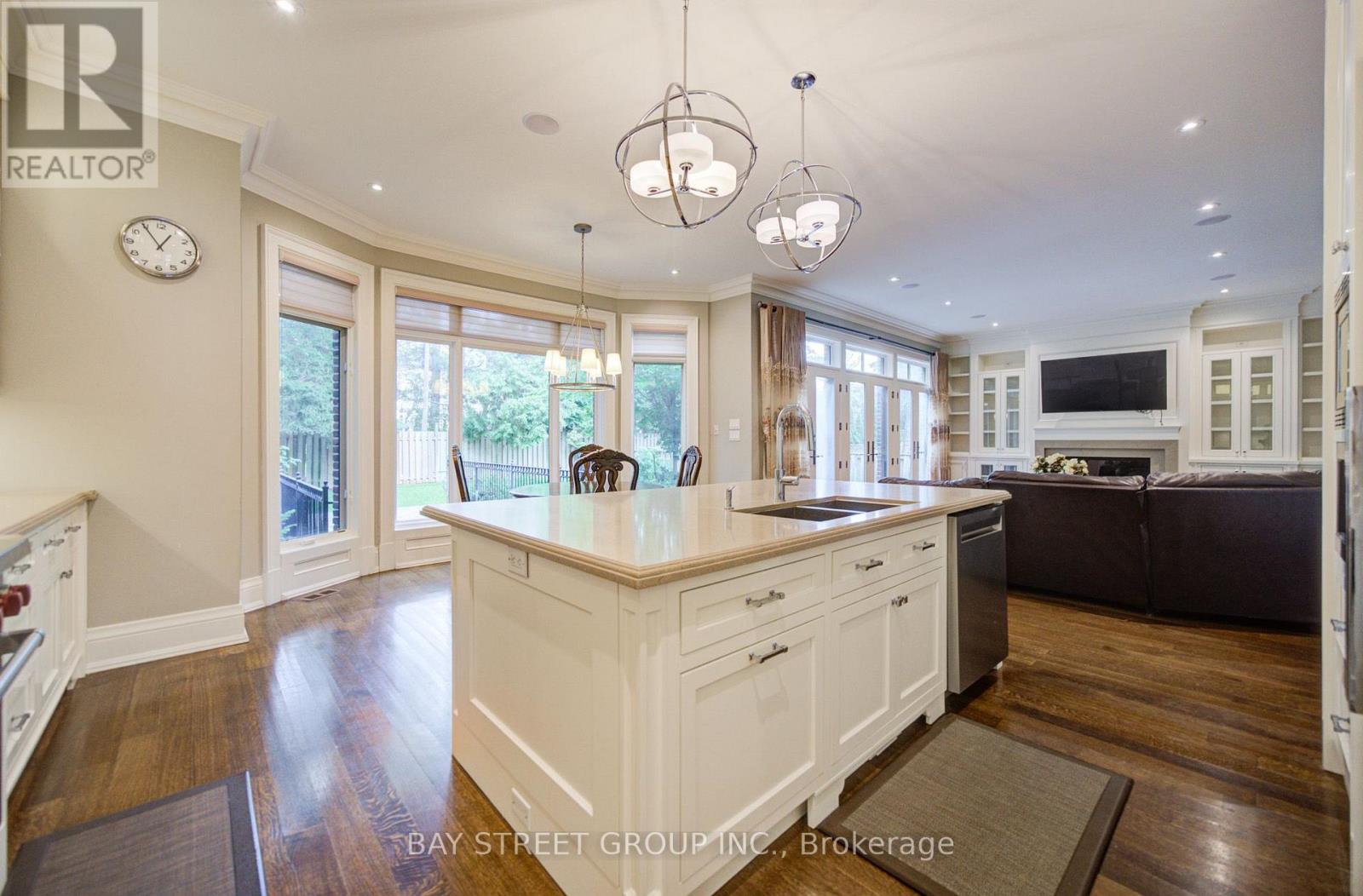 154 Munro Boulevard Property Photo 12