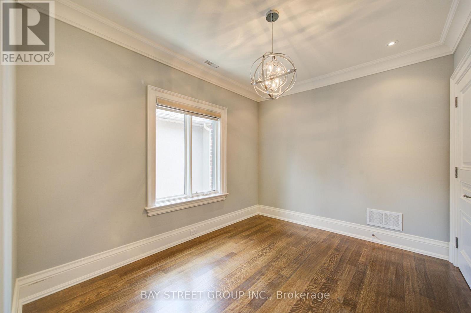 154 Munro Boulevard Property Photo 20