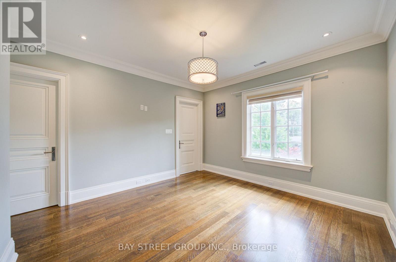 154 Munro Boulevard Property Photo 27