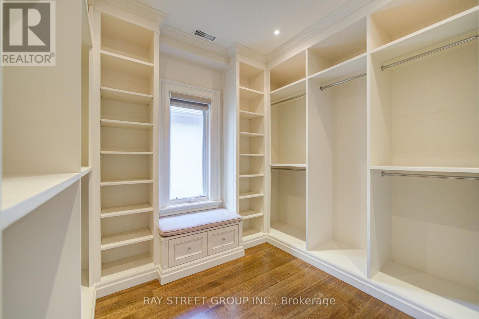154 Munro Boulevard Property Photo 36