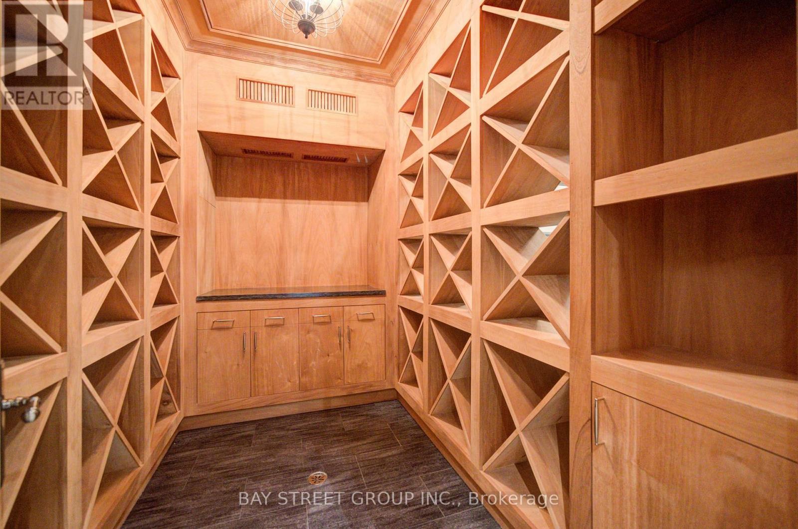 154 Munro Boulevard Property Photo 37