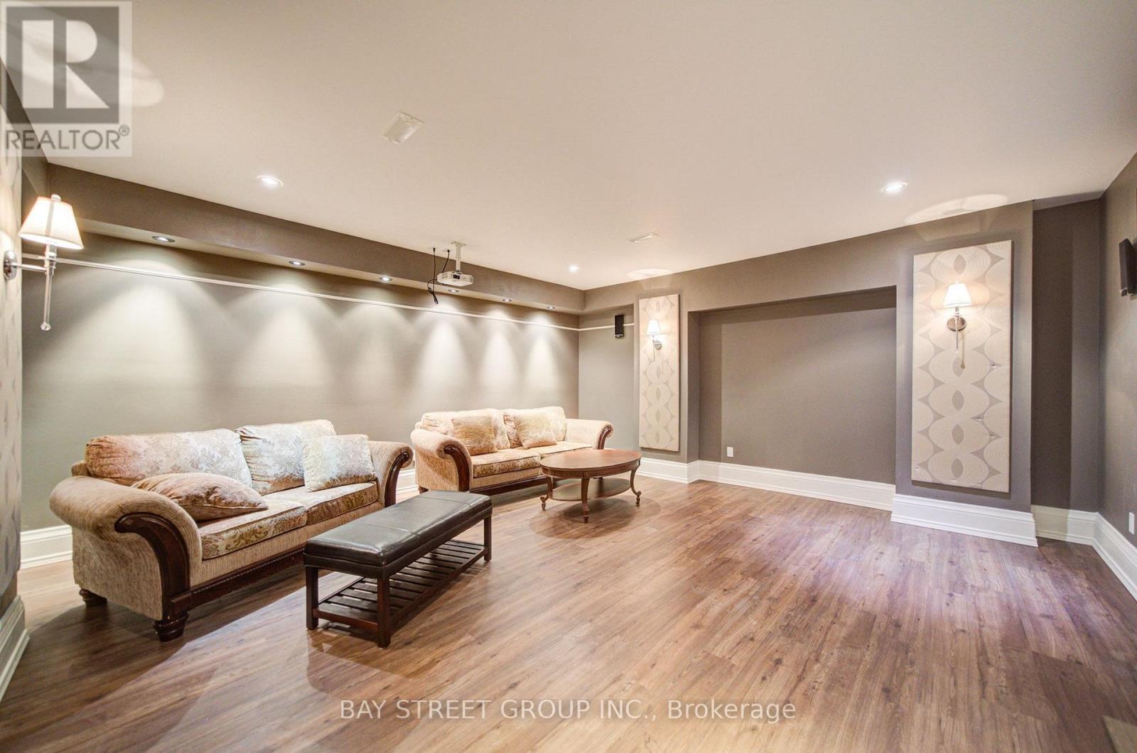 154 Munro Boulevard Property Photo 41