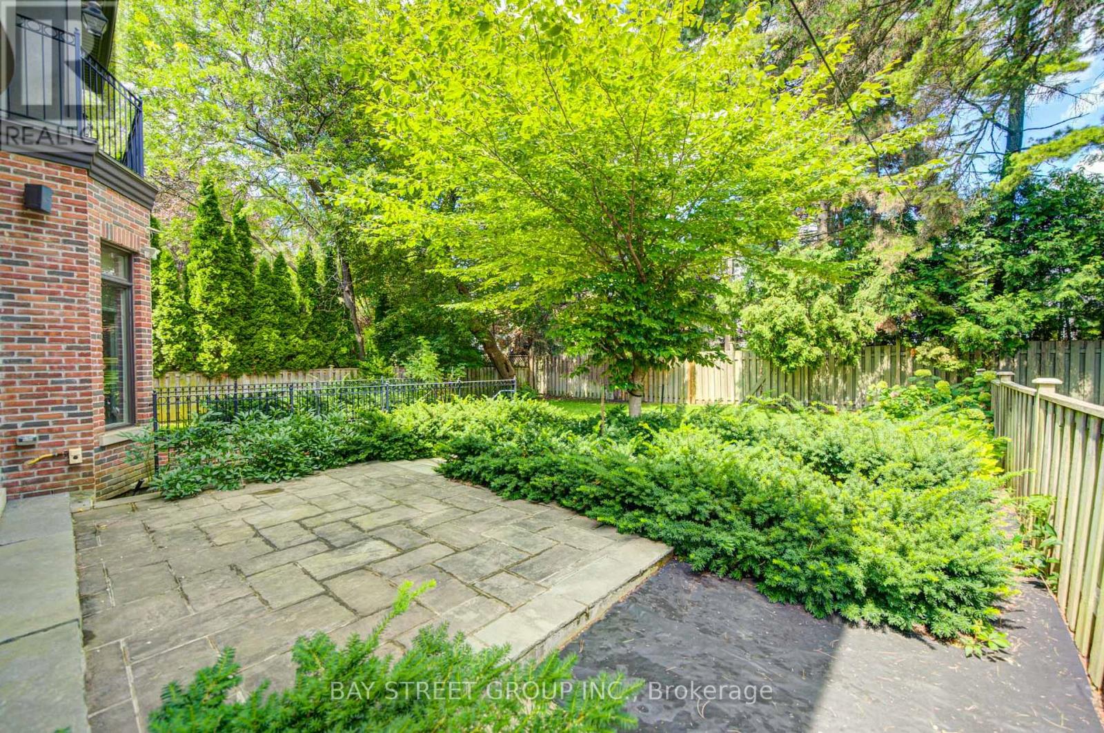 154 Munro Boulevard Property Photo 49