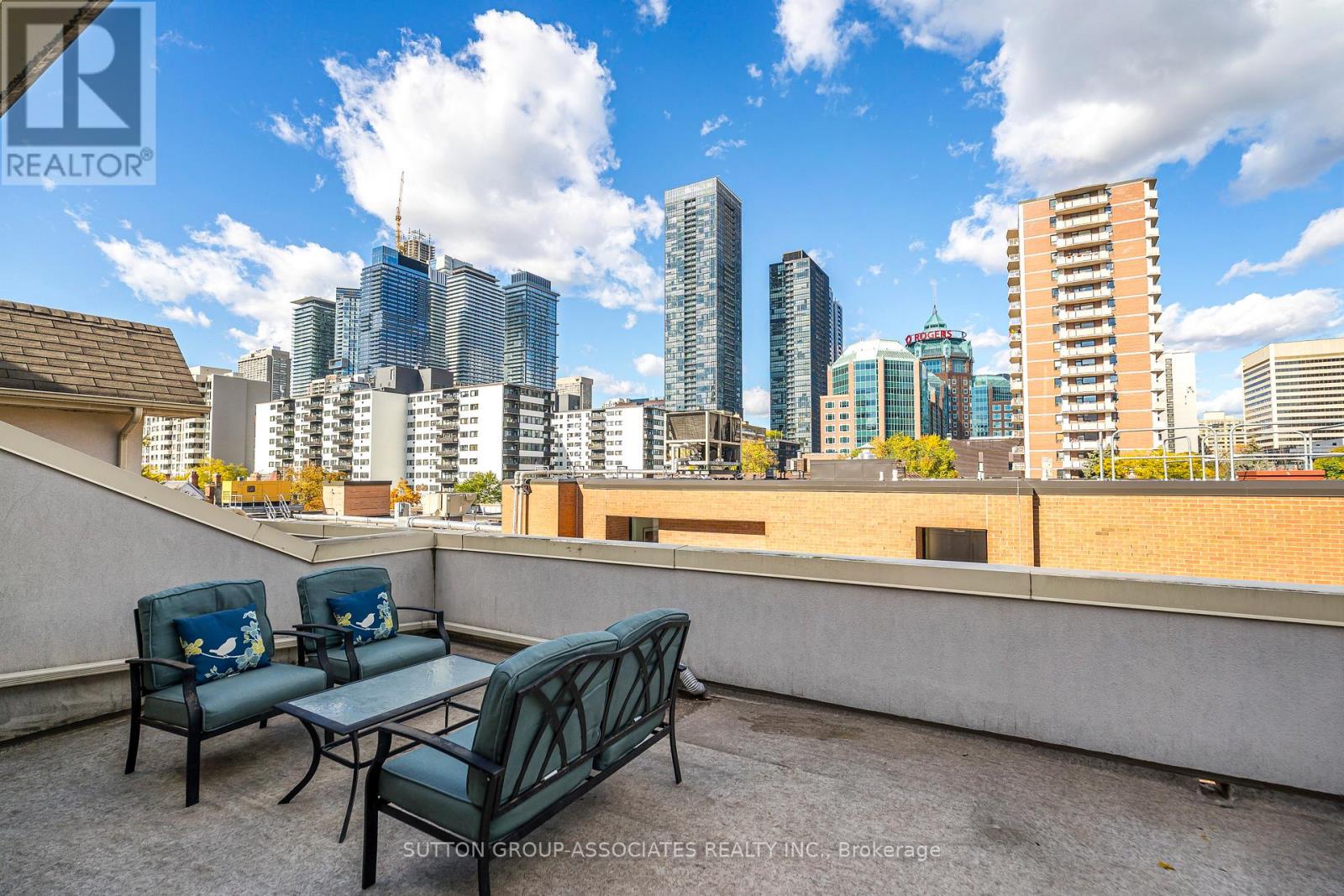 Ph7 - 539 Jarvis Street Property Photo 37