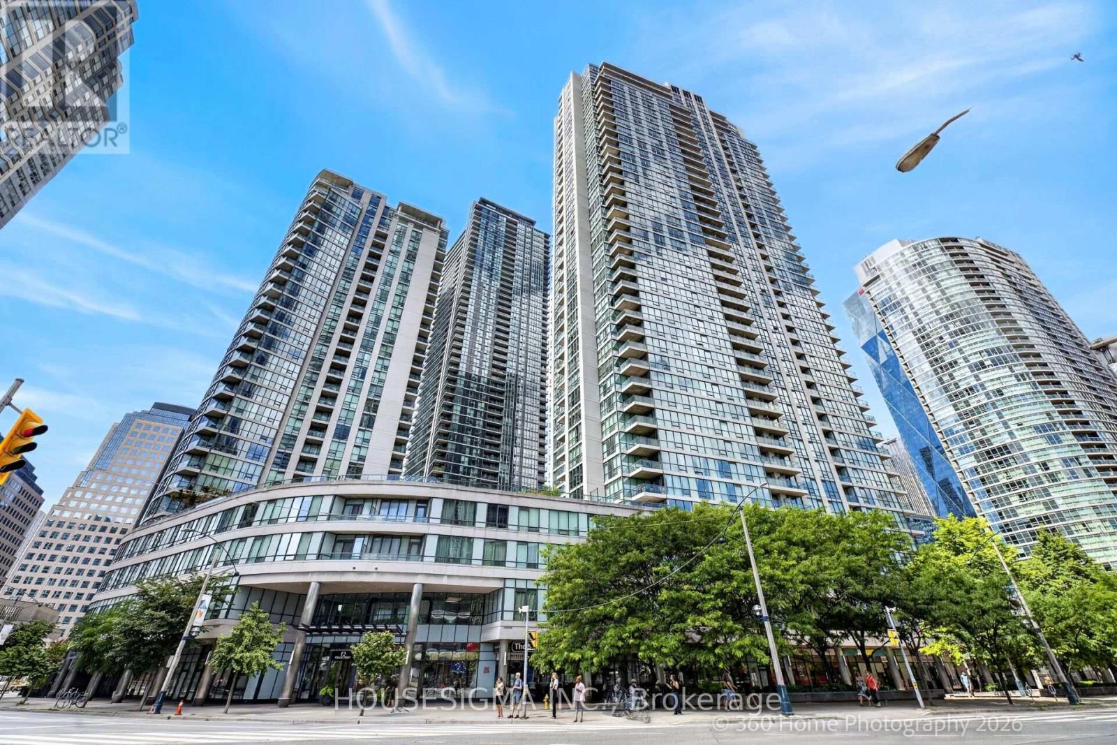 1609 - 12 YONGE STREET Property Photo 1