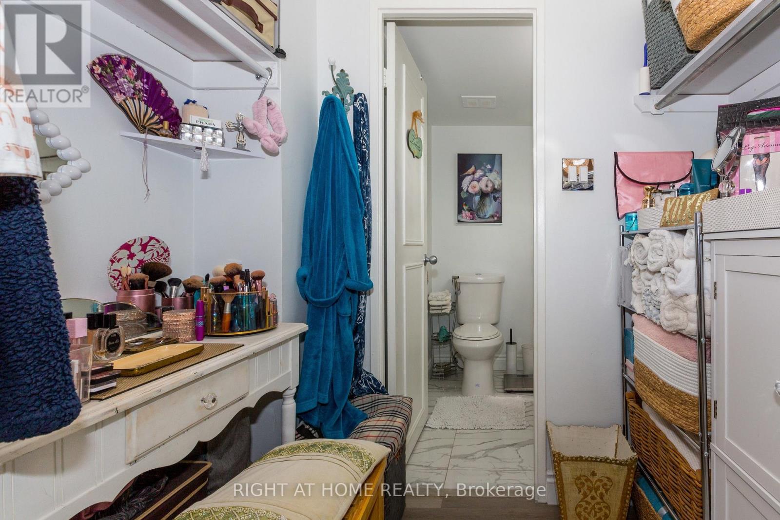 706 - 1881 Jane Street Property Photo 23
