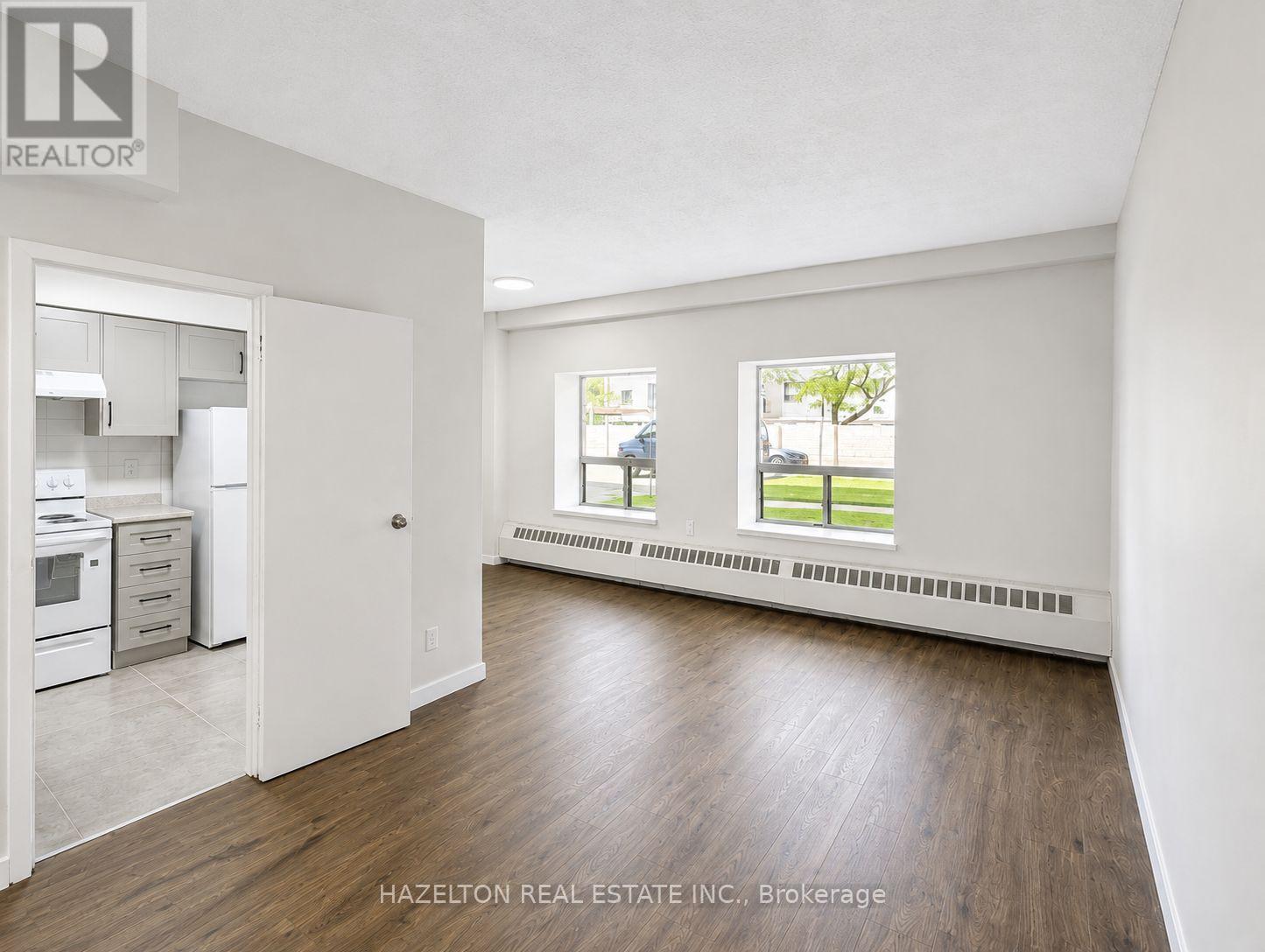 102 - 57 PARKWOODS VILLAGE DRIVE