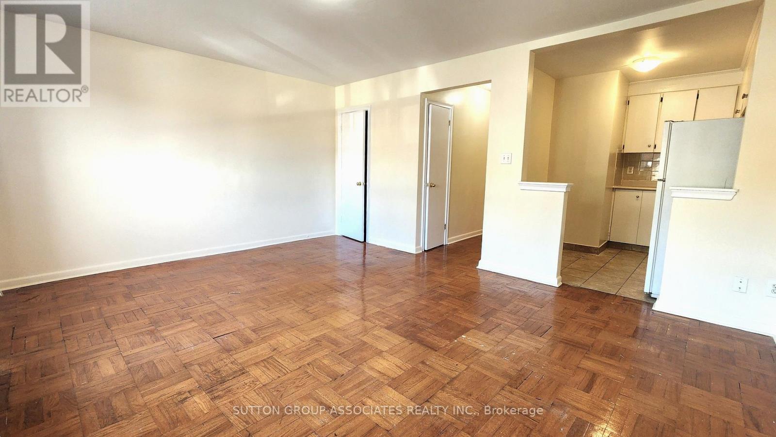 106 - 375 Westmount Avenue Property Photo 7