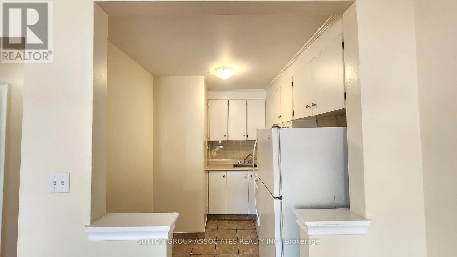 106 - 375 Westmount Avenue Property Photo 9