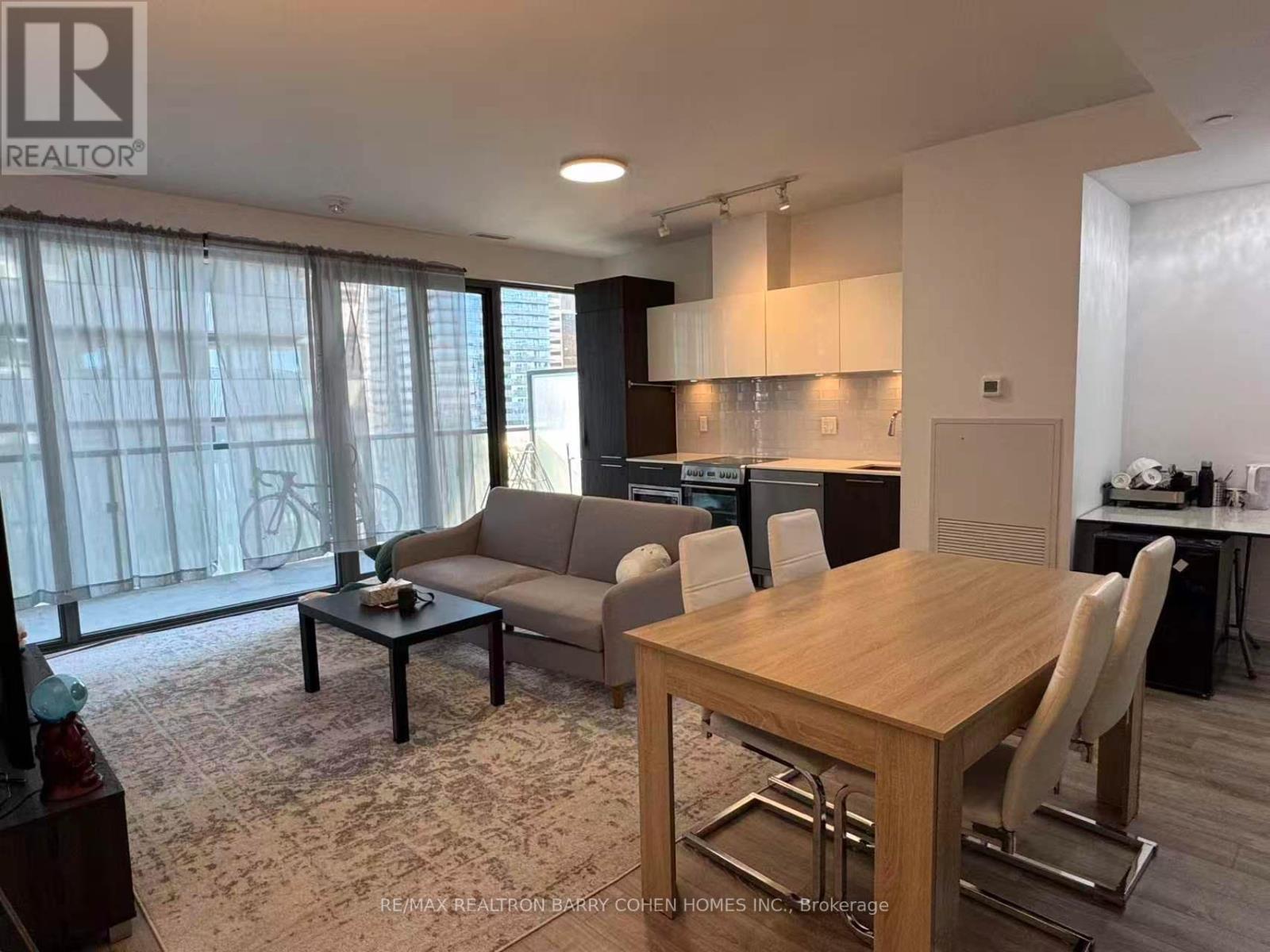 3407 - 50 CHARLES STREET E Property Photo 1